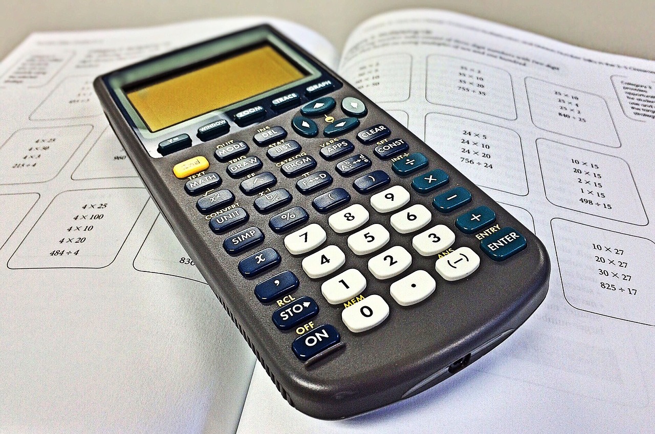 Калькулятор по математике по фото